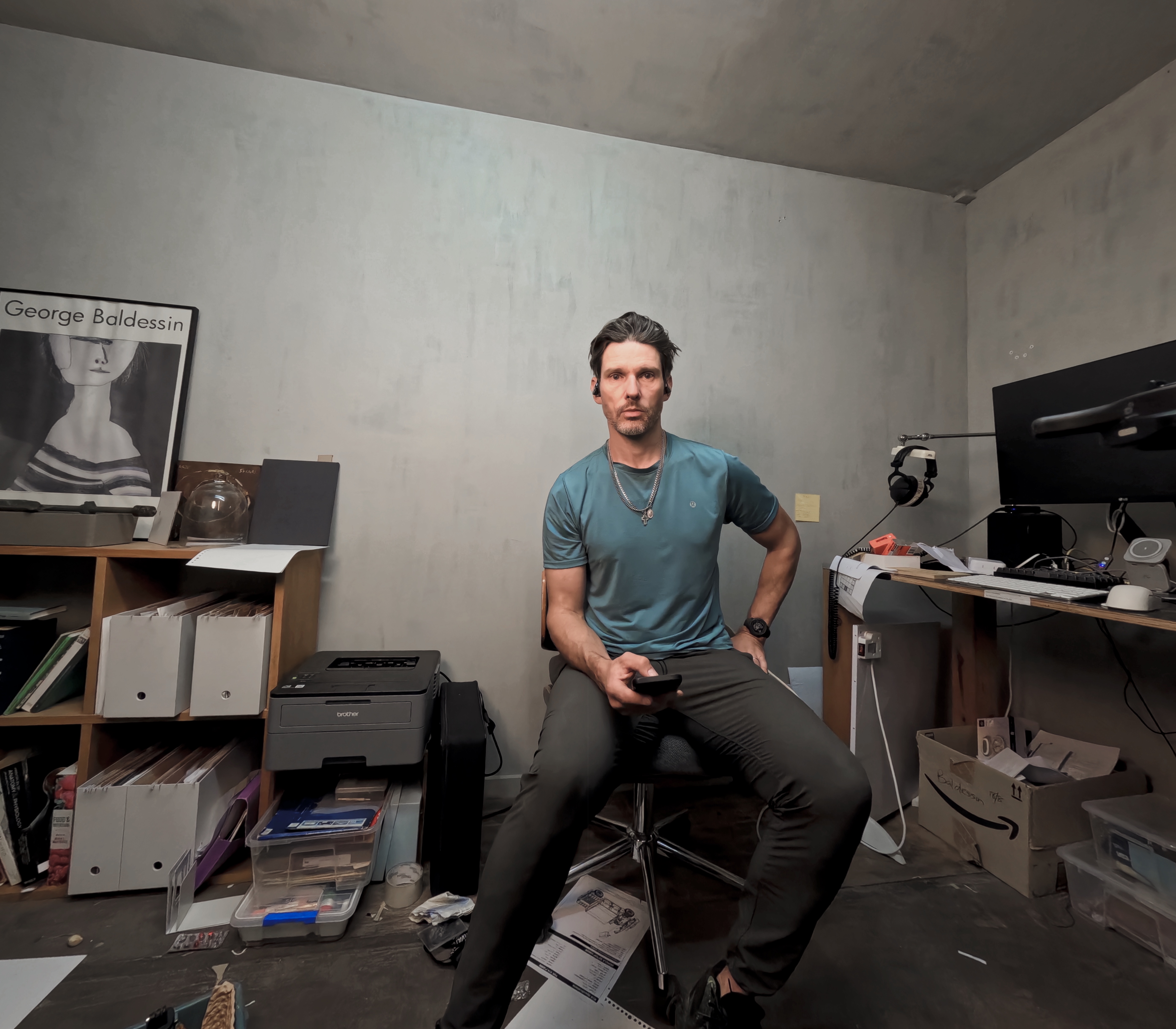self%20portrait%20in%20new%20studio